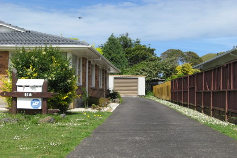 Photo of property in 2/118 Coronation Road, Mangere Bridge, Auckland, 2022