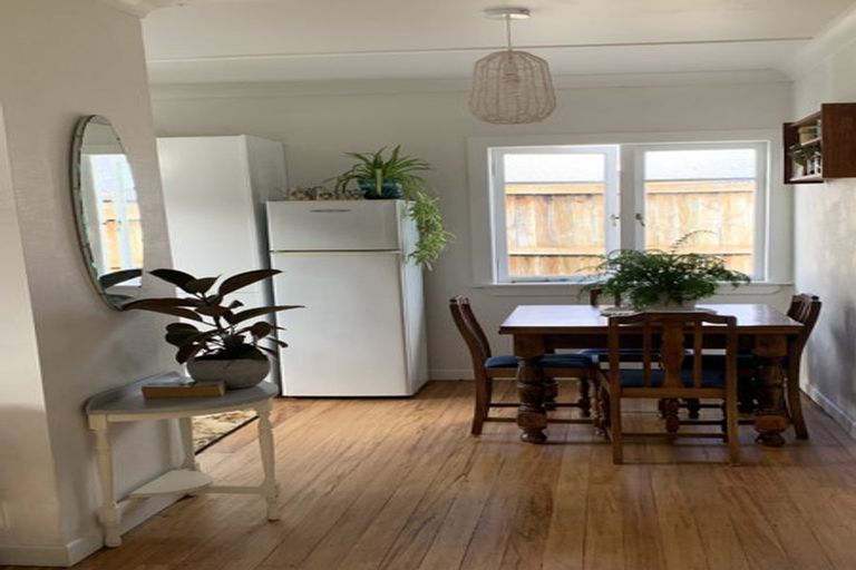 Photo of property in 16 Hinau Street, Maeroa, Hamilton, 3200