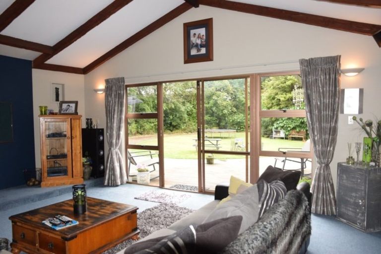 Photo of property in 45 Matua Road, Otatara, Invercargill, 9879