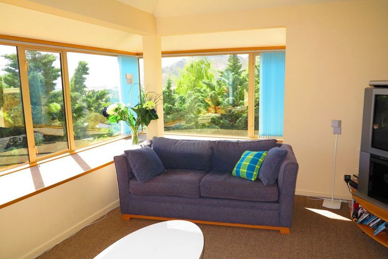 Photo of property in 22 Sutherland Road, Omarama, 9412