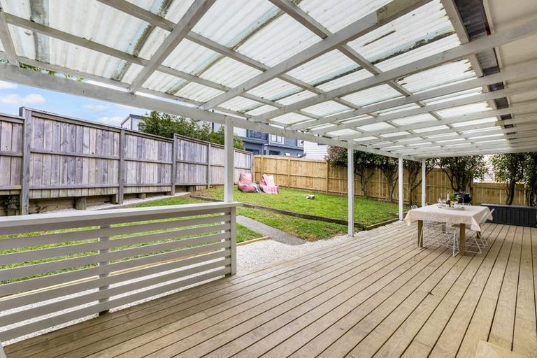 Photo of property in 102 Union Road, Howick, Auckland, 2014