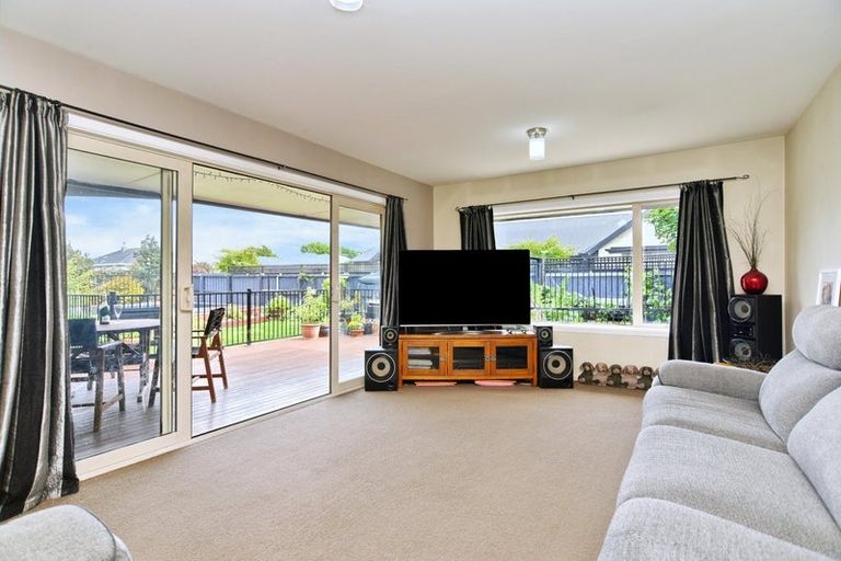 Photo of property in 20a Victoria Street, Rangiora, 7400