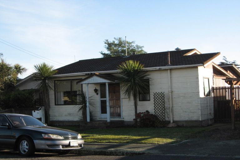 Photo of property in 36 Rawson Street, New Brighton, Christchurch, 8083