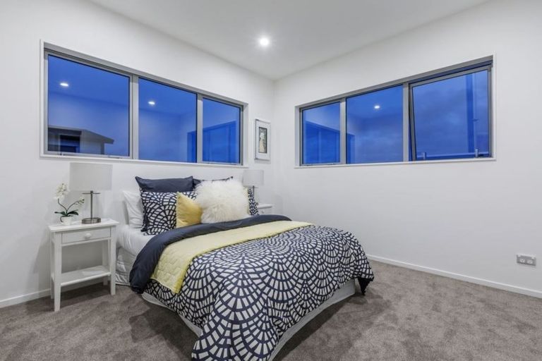 Photo of property in 27 Aviation Drive, Hobsonville, Auckland, 0616