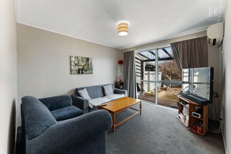 Photo of property in 66b Molyneux Avenue, Cromwell, 9310