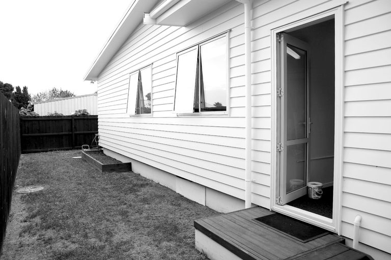 Photo of property in 24a Bunnythorpe Road, Papakura, 2110