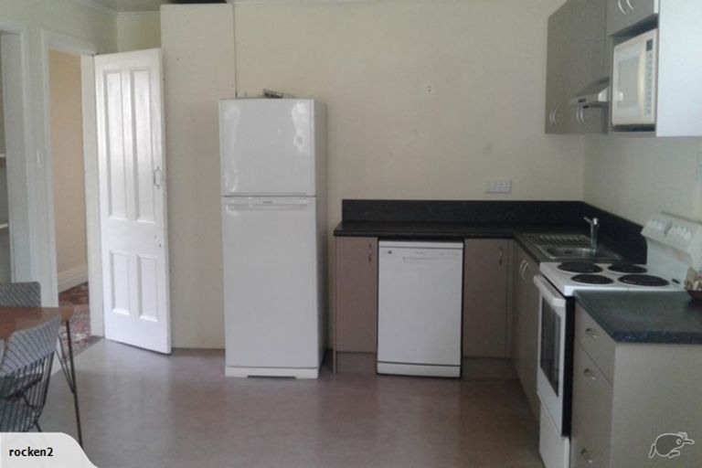 Photo of property in 37 Woodhaugh Street, Woodhaugh, Dunedin, 9010