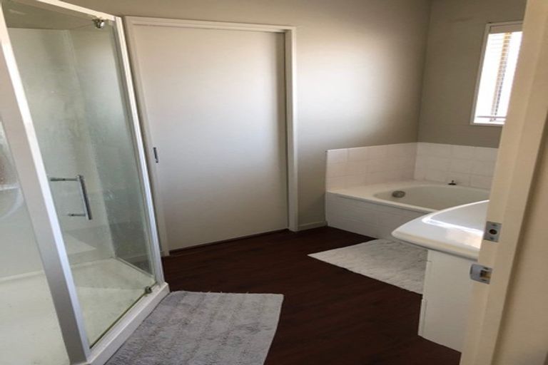 Photo of property in 20 Foresters Crescent, Parklands, Christchurch, 8083