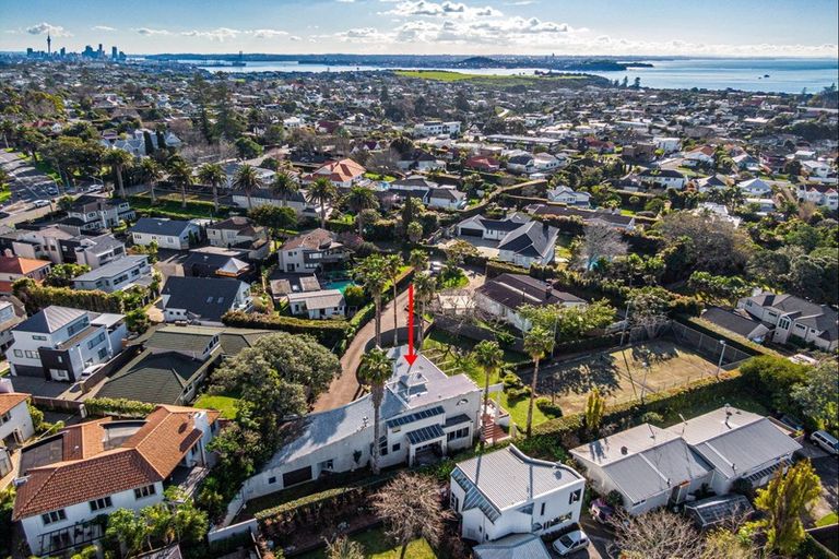 Photo of property in 188 Kohimarama Road, Kohimarama, Auckland, 1071