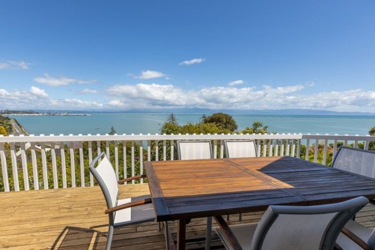 Photo of property in 1 Ruffell Place, Atawhai, Nelson, 7010