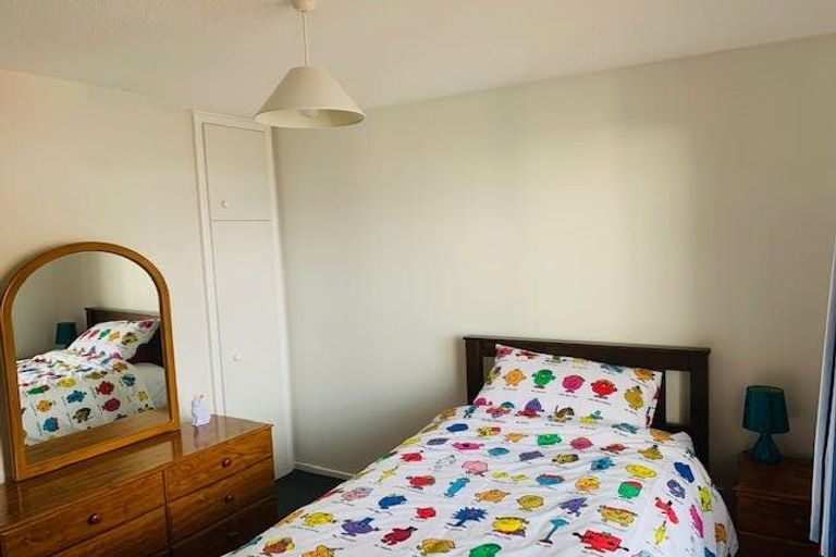 Photo of property in 9 Daytona Place, Parklands, Christchurch, 8083