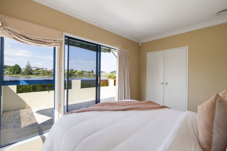 Photo of property in 76 Lake Crescent, Hamilton Lake, Hamilton, 3204