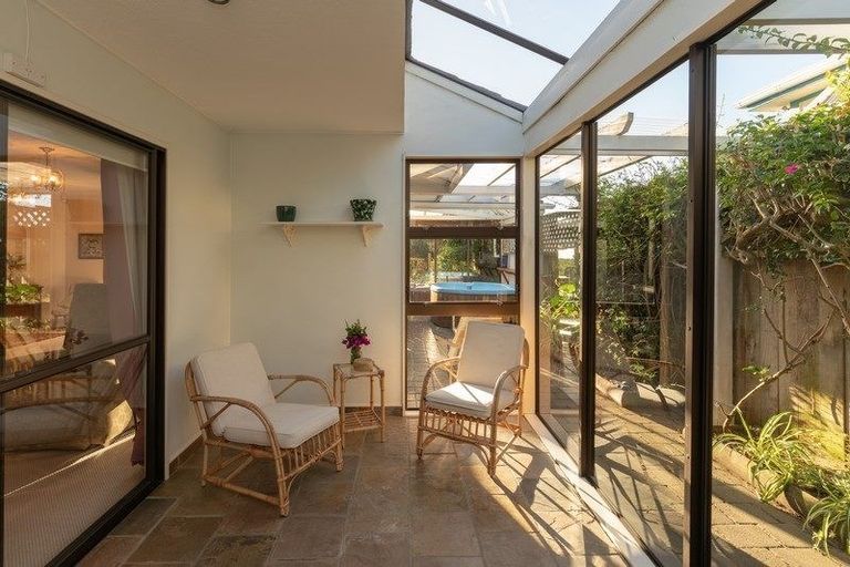 Photo of property in 17 Manly Street, Paraparaumu Beach, Paraparaumu, 5032