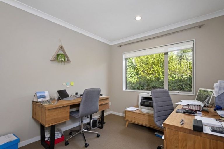 Photo of property in 45 Te Otinga Place, Pyes Pa, Tauranga, 3112