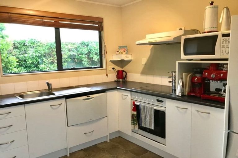 Photo of property in 6a Japonica Drive, Beach Haven, Auckland, 0626