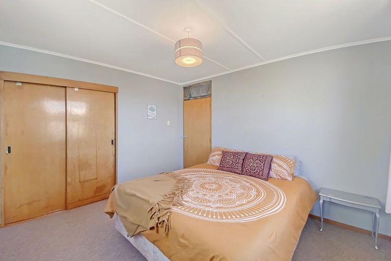 Photo of property in 14 Omahau Crescent, Twizel, 7901