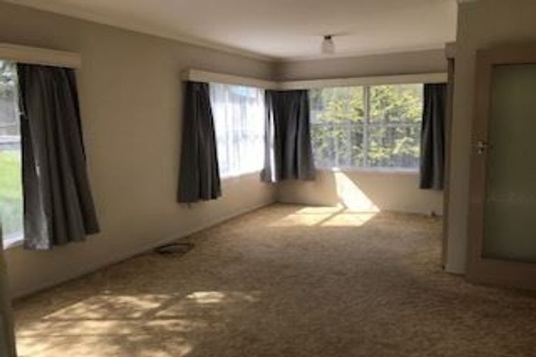 Photo of property in 1/9 Brian Avenue, Forrest Hill, Auckland, 0620