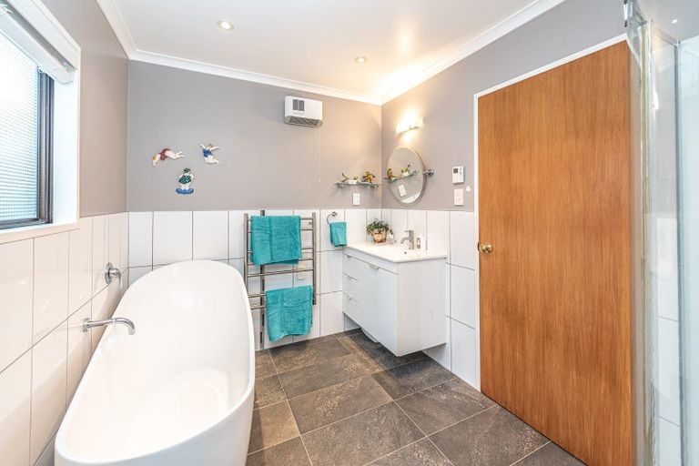 Photo of property in 31 Aiken Road, Saint Johns Hill, Whanganui, 4501