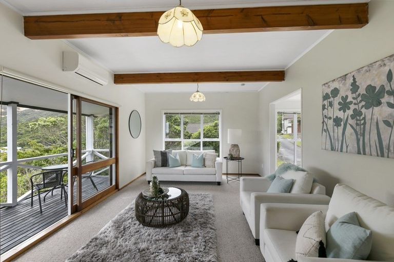 Photo of property in 30 Gaya Grove, Ngaio, Wellington, 6035