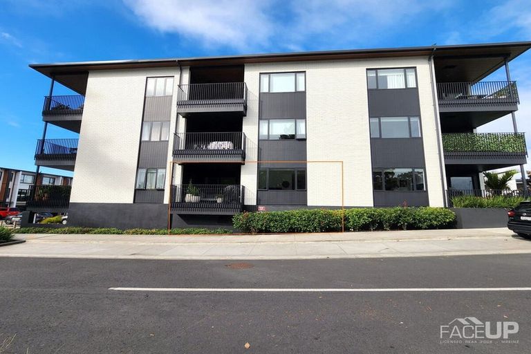 Photo of property in 2/194 Buckley Avenue, Hobsonville, Auckland, 0616