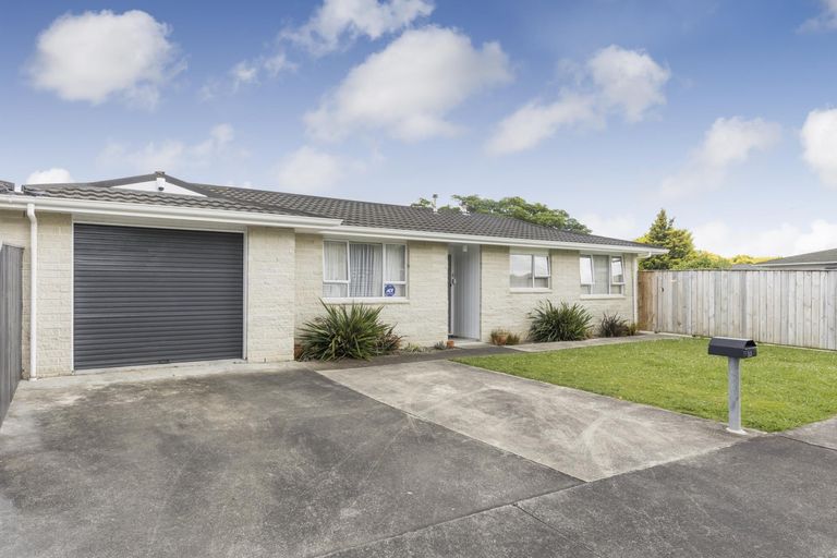 Photo of property in 53 Carter Crescent, Awapuni, Palmerston North, 4412