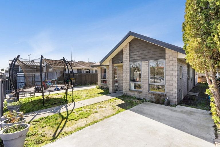 Photo of property in 11 Russell Street, Linwood, Christchurch, 8062