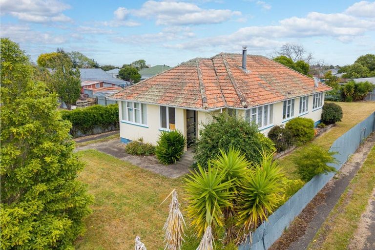 Photo of property in 18 Christian Street, Dannevirke, 4930