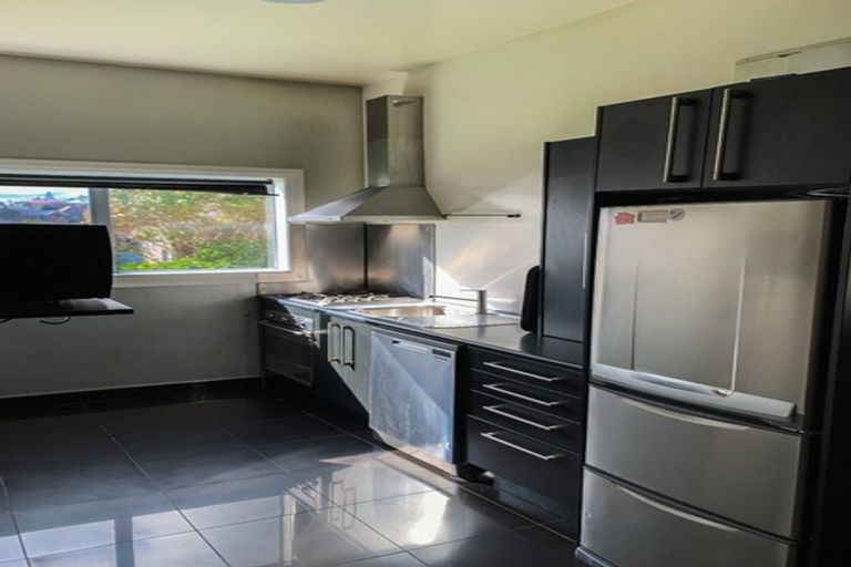 Photo of property in 63b Pirie Street, Mount Victoria, Wellington, 6011