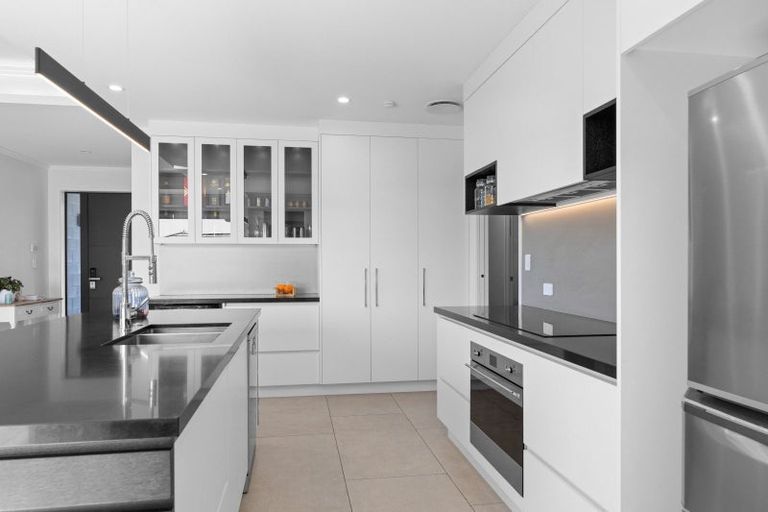 Photo of property in 4 Okohaka Avenue, Glenbrook, Waiuku, 2681