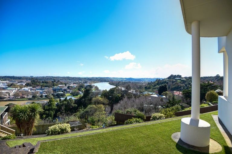 Photo of property in 6 Hipango Terrace, Durie Hill, Whanganui, 4500