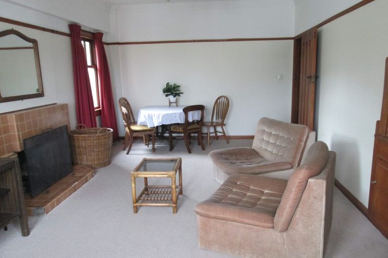 Photo of property in Zena Court, 8/11 Dufferin Street, Mount Victoria, Wellington, 6021