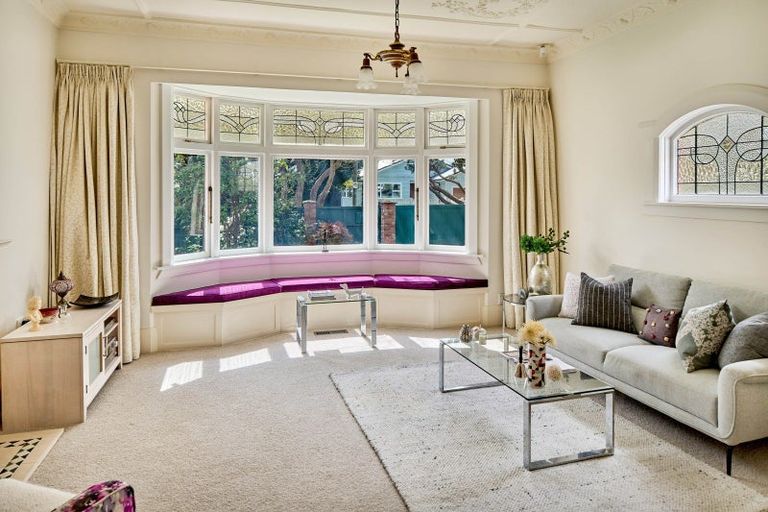 Photo of property in 14 Hinau Street, Woburn, Lower Hutt, 5010