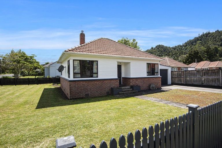 Photo of property in 12 Marsden Place, Kensington, Whangarei, 0112