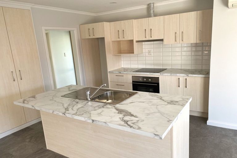 Photo of property in 29 Tenby Place, Avondale, Christchurch, 8061