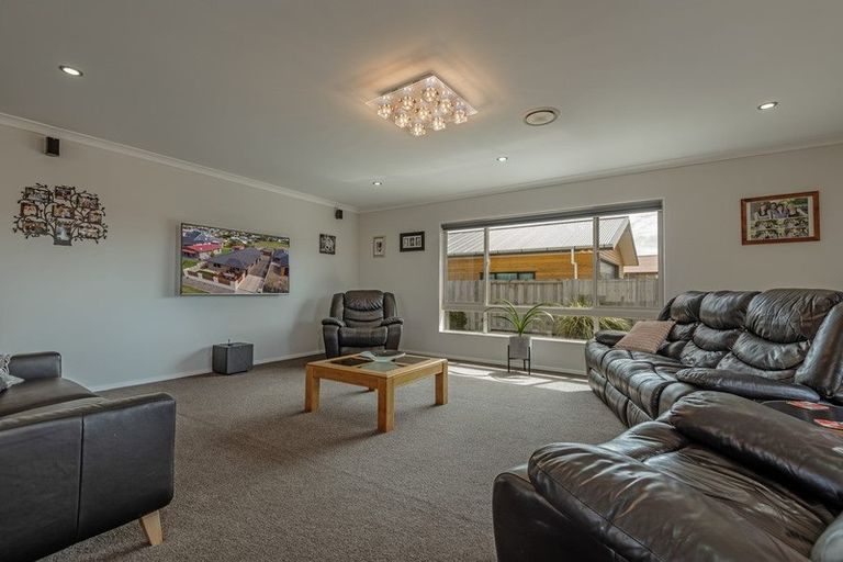 Photo of property in 28 Thomas Place, Foxton Beach, Foxton, 4815