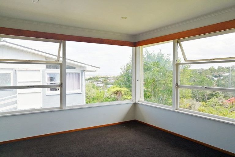 Photo of property in 33 Coronation Road, Hillcrest, Auckland, 0627