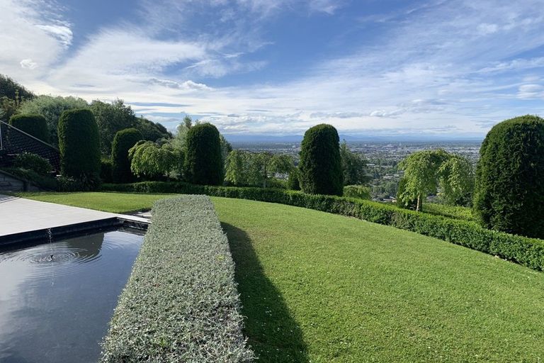 Photo of property in 80 Longhurst Terrace, Cashmere, Christchurch, 8022