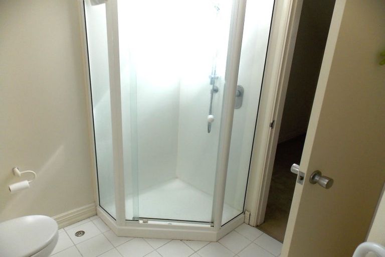 Photo of property in 66 Pipitea Street, Thorndon, Wellington, 6011