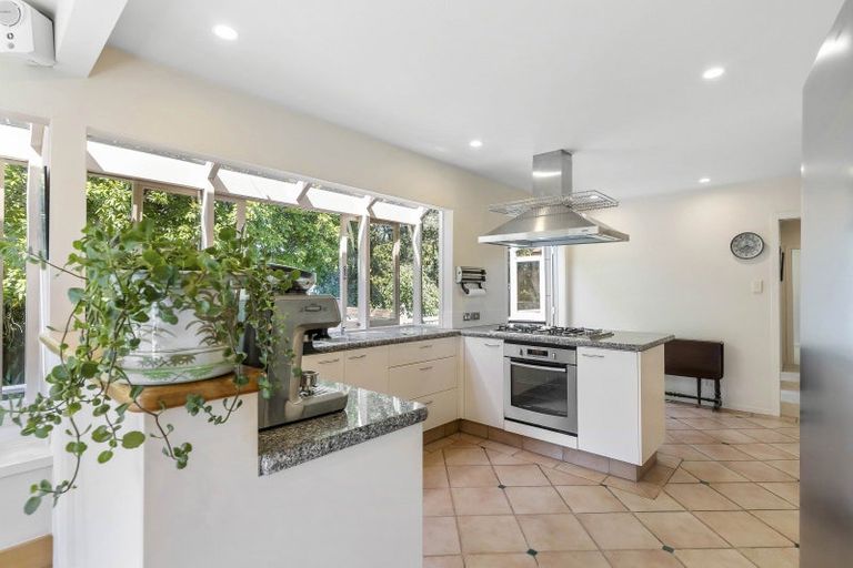 Photo of property in 54a Stanley Point Road, Stanley Point, Auckland, 0624