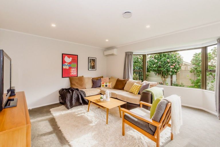 Photo of property in 7b Awanui Drive, Waikanae, 5036