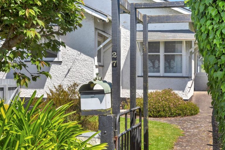 Photo of property in 27 Chester Street, Waverley, 4510