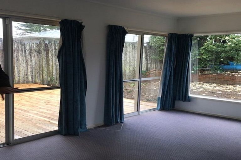 Photo of property in 4 Opal Avenue, Pakuranga, Auckland, 2010