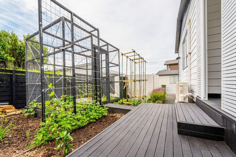 Photo of property in 47b Rawhiti Road, Manly, Whangaparaoa, 0930