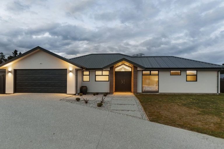 Photo of property in 6 Sequoia Close, Alexandra, 9320