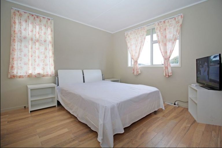 Photo of property in 19 Eccles Place, Otara, Auckland, 2023