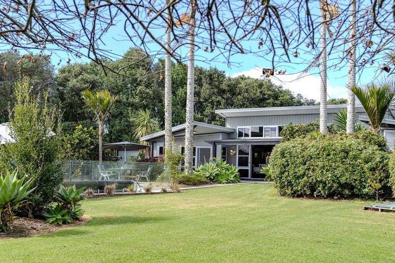Photo of property in 4 Cochrane Drive, Kerikeri, 0230