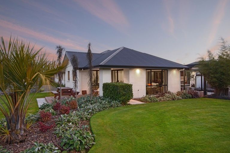 Photo of property in 2 Stables Drive, Lincoln, 7608