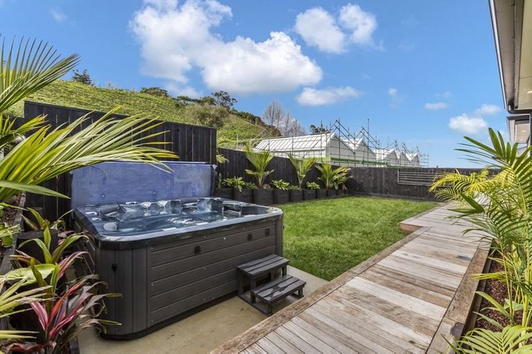 Photo of property in 3 Hampton Mews, Snells Beach, 0920