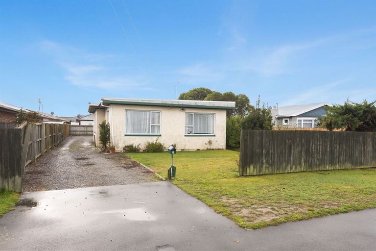 Photo of property in 7 Sylvia Street, Parklands, Christchurch, 8083