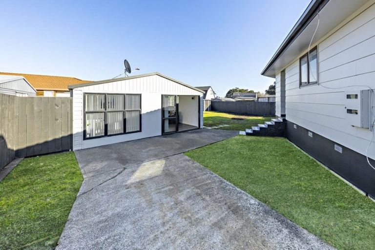 Photo of property in 8 Antalya Place, Manurewa, Auckland, 2102